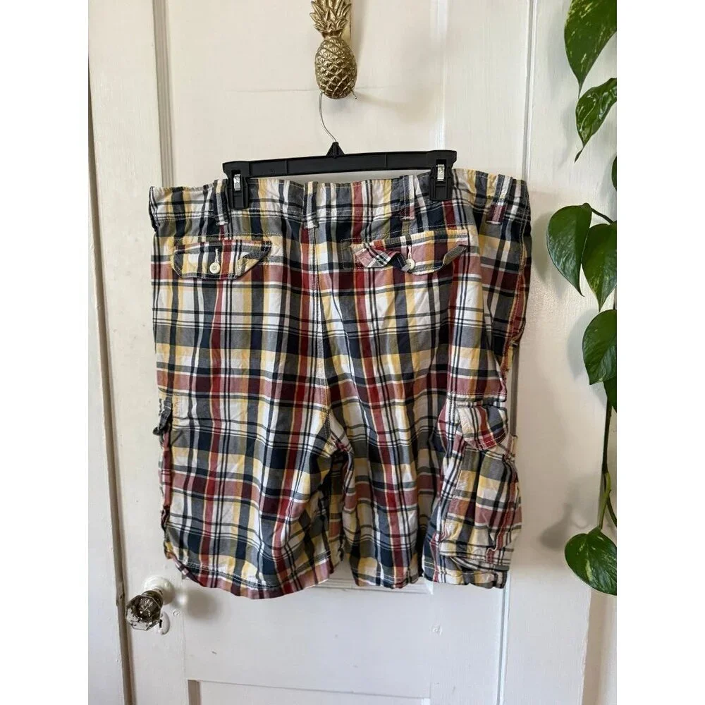 St. John’s Bay men’s size 44 plaid shorts